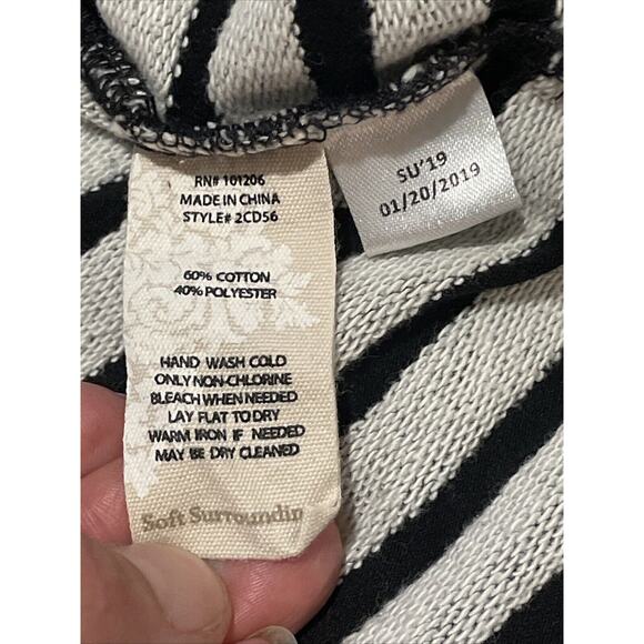 Soft Surroundings Sweater Women’s Medium Knit Striped Top Black Gray 3/4 Sleeve - Picture 4 of 13